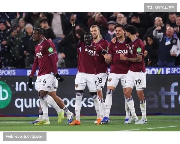 马夫罗帕诺斯头球火速扳平 西汉姆联新援中卫展现定位球威胁